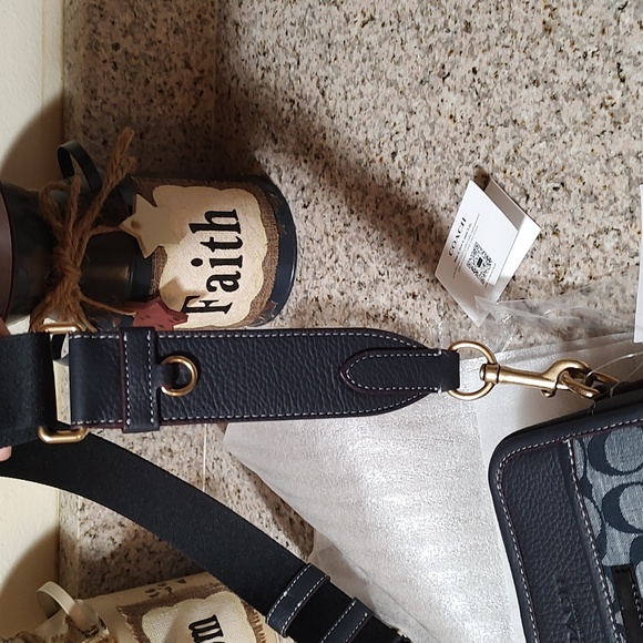 NWT Coach Sullivan Xbody in leather and denim - Picture 10 of 12